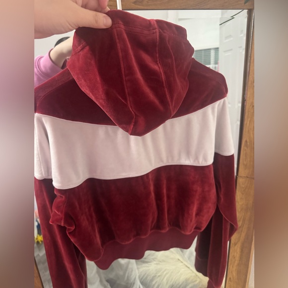 NIKE Velour Cropped Hoodie Sweatshirt - Picture 4 of 5